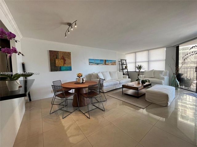 1865 Brickell Ave A406, Miami, FL 33129