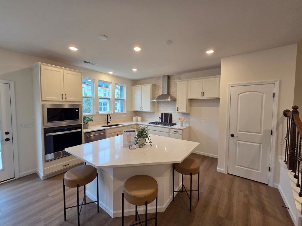 24456 W Kroll Drive 65396, Plainfield, IL 60585 — photo 5