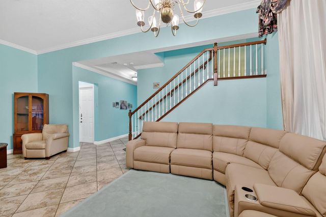 10247 Isle Wynd Court, Boynton Beach, FL 33437