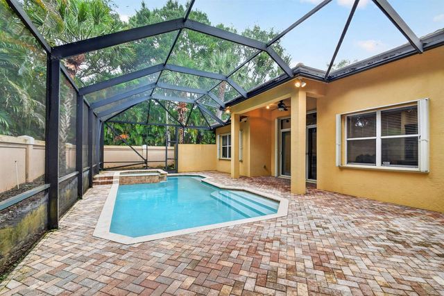 10247 Isle Wynd Court, Boynton Beach, FL 33437