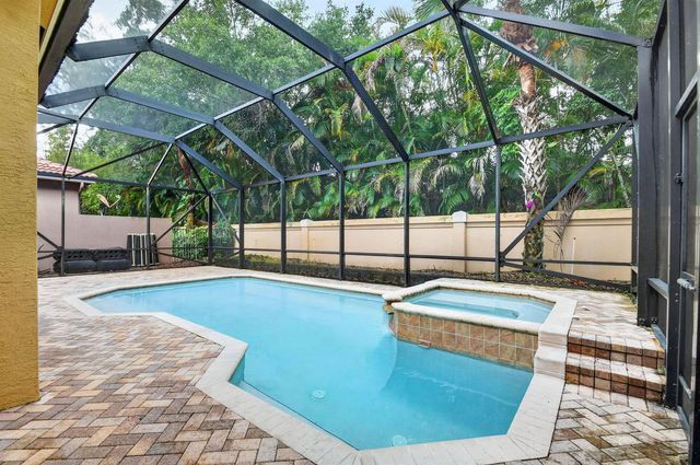 10247 Isle Wynd Court, Boynton Beach, FL 33437