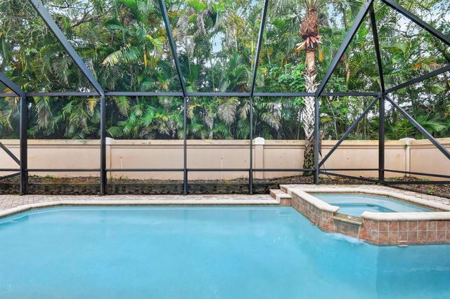 10247 Isle Wynd Court, Boynton Beach, FL 33437