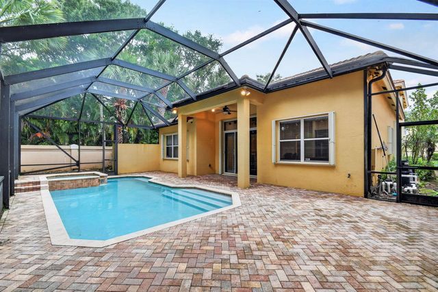 10247 Isle Wynd Court, Boynton Beach, FL 33437
