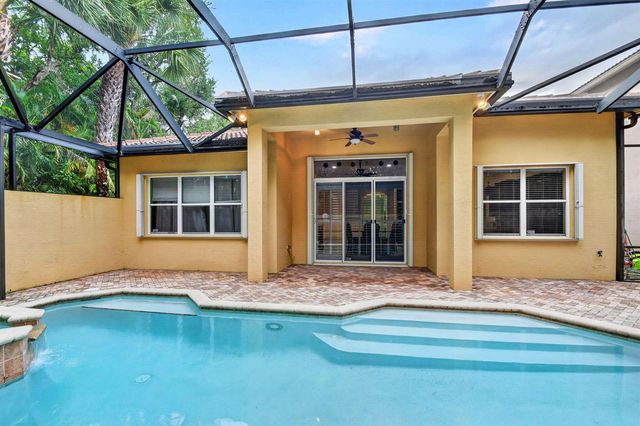 10247 Isle Wynd Court, Boynton Beach, FL 33437