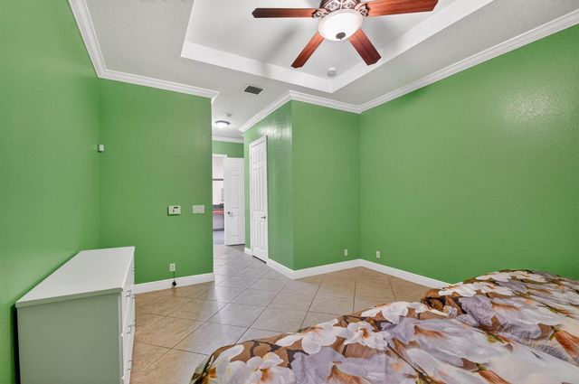 10247 Isle Wynd Court, Boynton Beach, FL 33437