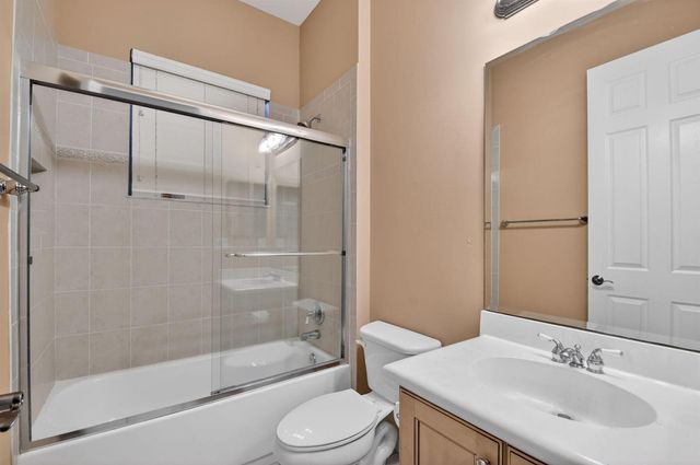 10247 Isle Wynd Court, Boynton Beach, FL 33437