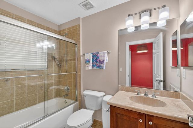 10247 Isle Wynd Court, Boynton Beach, FL 33437