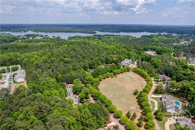 160 Parkside Lane, Eatonton, GA 31024