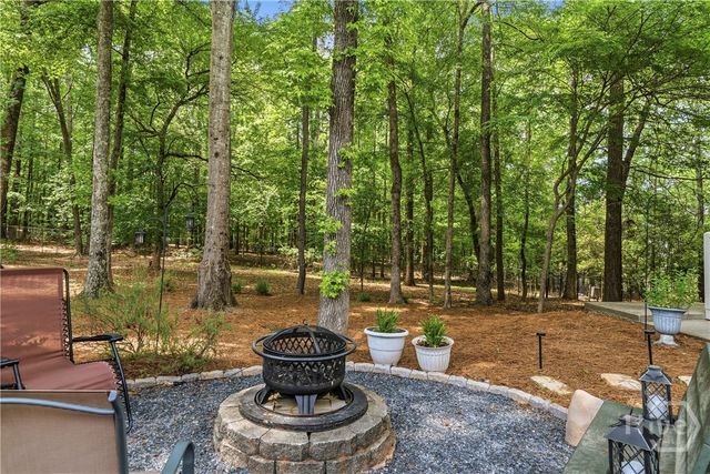 160 Parkside Lane, Eatonton, GA 31024