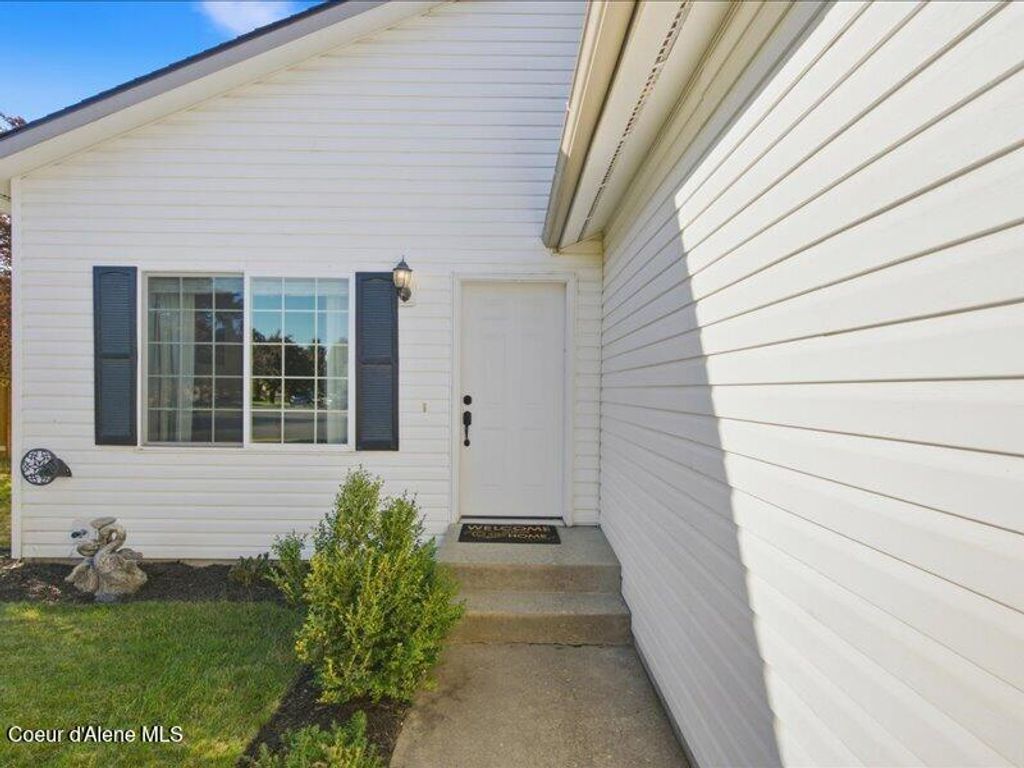 2510 W CLAIRBORNE LN, Coeur d'Alene, ID 83815 photo 3