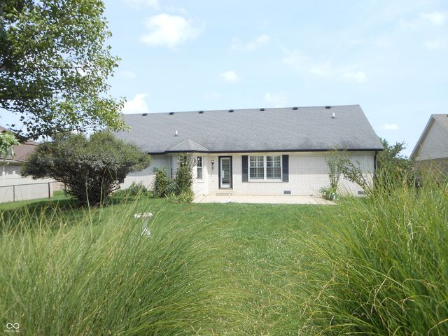 4140 S Danita Court S, New Palestine, IN 46163