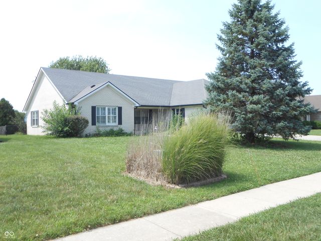 4140 S Danita Court S, New Palestine, IN 46163