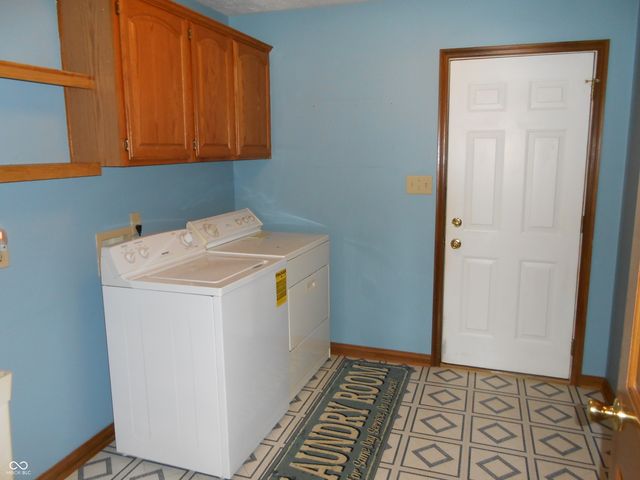 4140 S Danita Court S, New Palestine, IN 46163