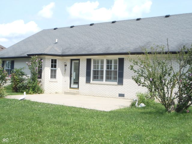 4140 S Danita Court S, New Palestine, IN 46163