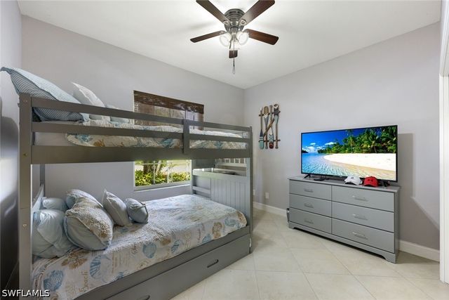 697 Crossfield CIR, Naples, FL 34104