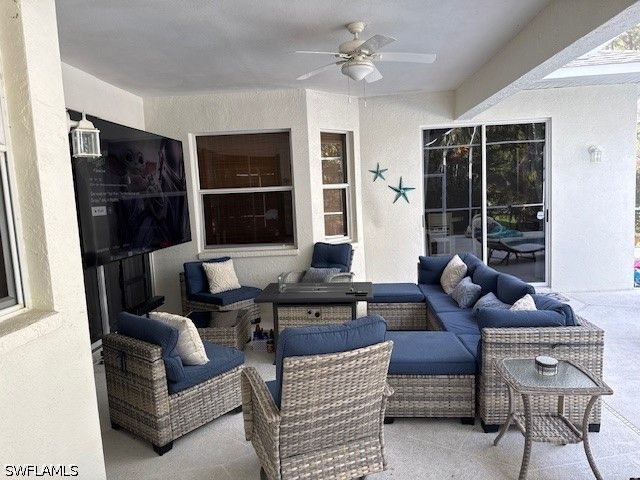 697 Crossfield CIR, Naples, FL 34104