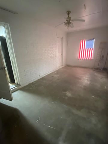 1711 Canary Circle, League City, TX 77573