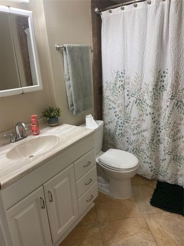 1711 Canary Circle, League City, TX 77573