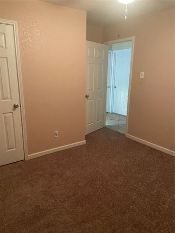 1711 Canary Circle, League City, TX 77573