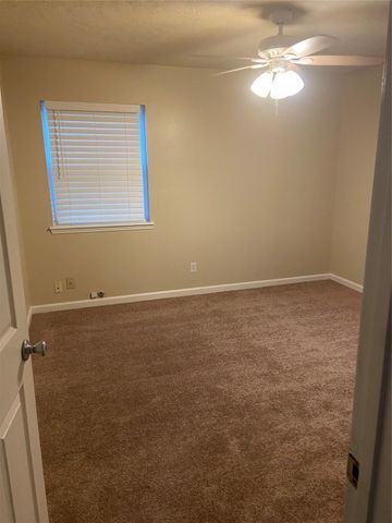 1711 Canary Circle, League City, TX 77573