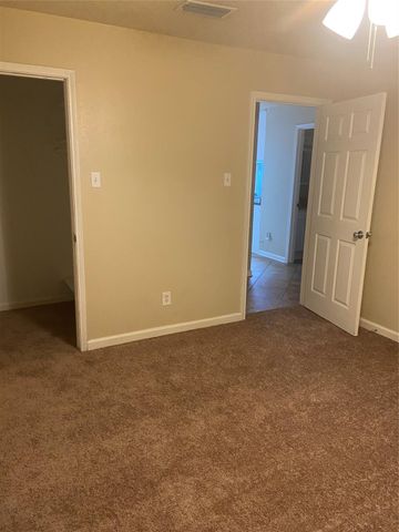 1711 Canary Circle, League City, TX 77573