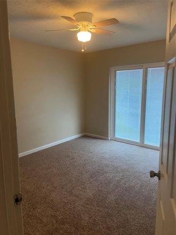 1711 Canary Circle, League City, TX 77573