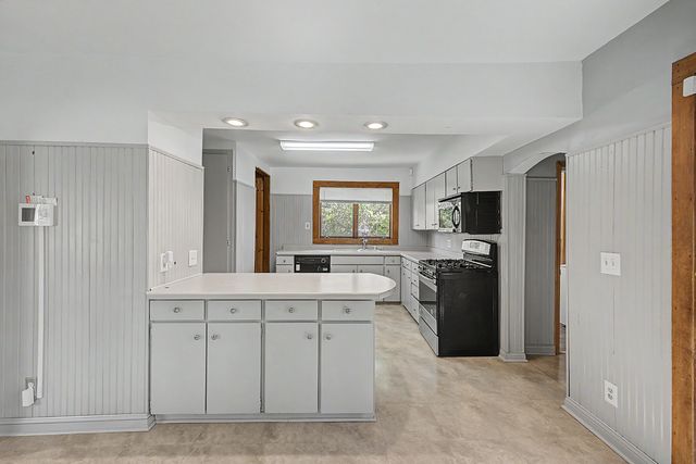 502 Park Street, Duluth, MN 55803