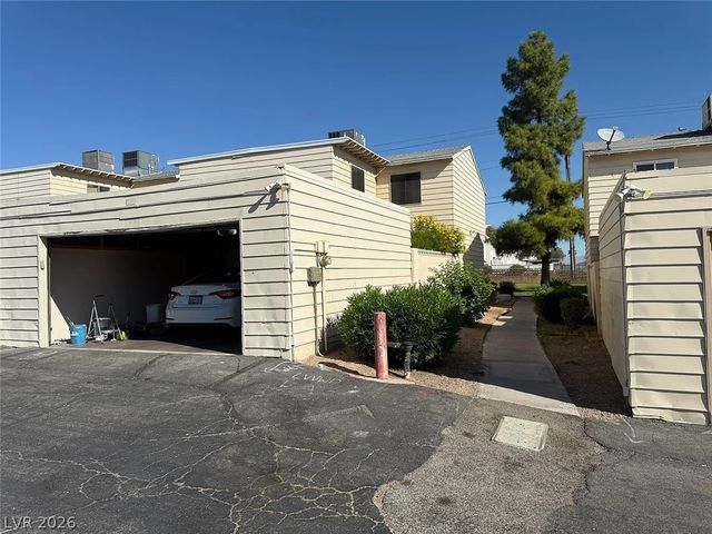 4914 Larkspur Street, Las Vegas, NV 89120