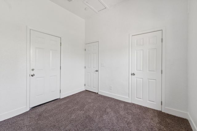 630 N Roosevelt Avenue, Fresno, CA 93728