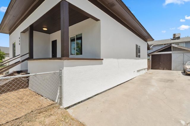 630 N Roosevelt Avenue, Fresno, CA 93728