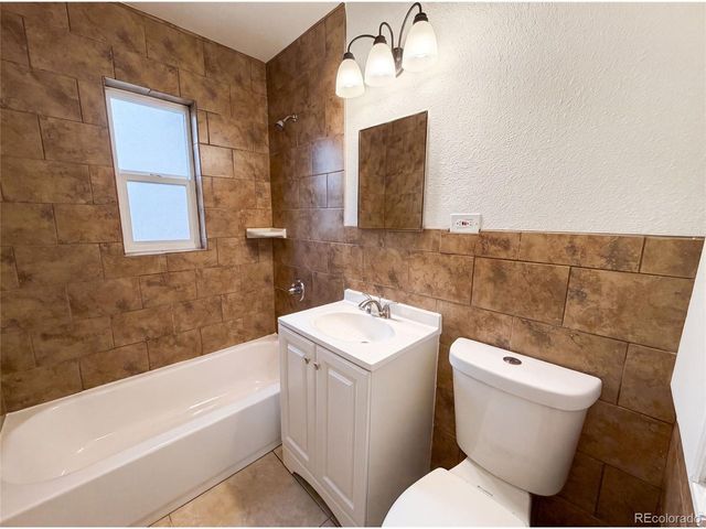 3570 Newport St, Denver, CO 80207