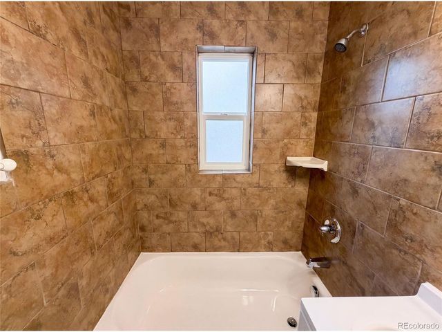 3570 Newport St, Denver, CO 80207