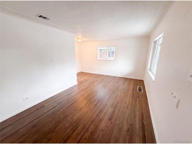 3570 Newport St, Denver, CO 80207