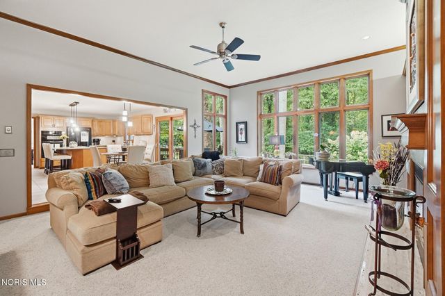 2573 Wimbledon Park Boulevard, Toledo, OH 43617