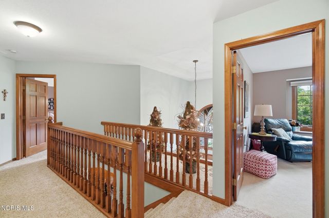 2573 Wimbledon Park Boulevard, Toledo, OH 43617
