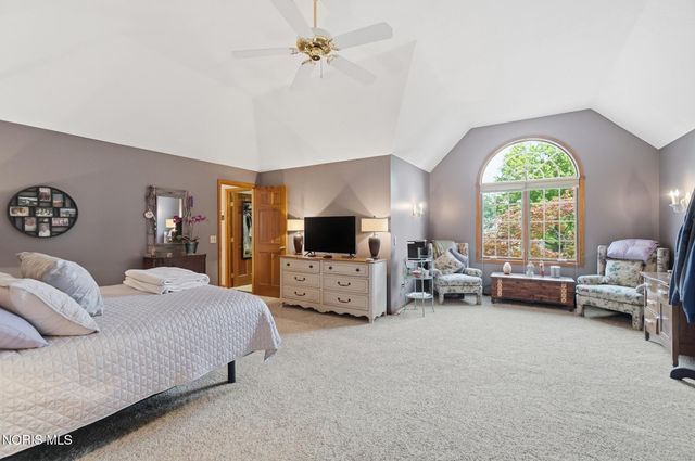 2573 Wimbledon Park Boulevard, Toledo, OH 43617