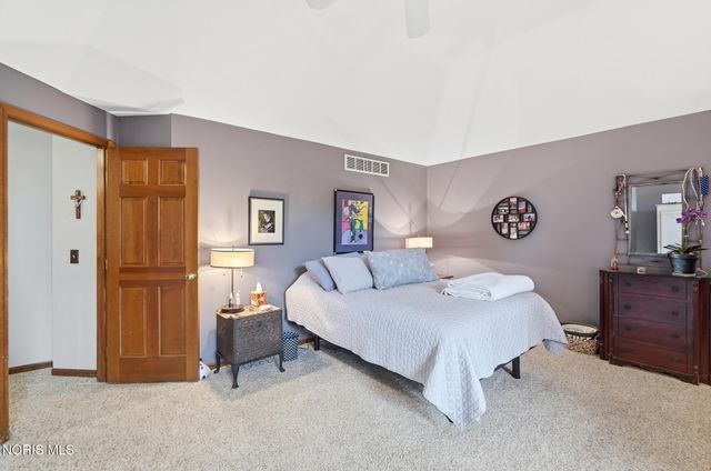 2573 Wimbledon Park Boulevard, Toledo, OH 43617
