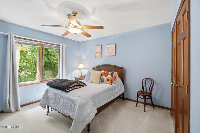 2573 Wimbledon Park Boulevard, Toledo, OH 43617