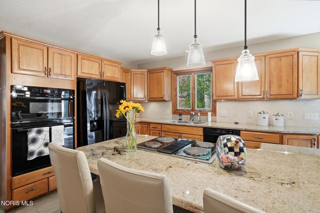 2573 Wimbledon Park Boulevard, Toledo, OH 43617