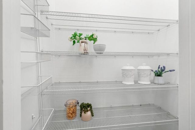 2220 Arrowhead Drive, Oakland, CA 94611