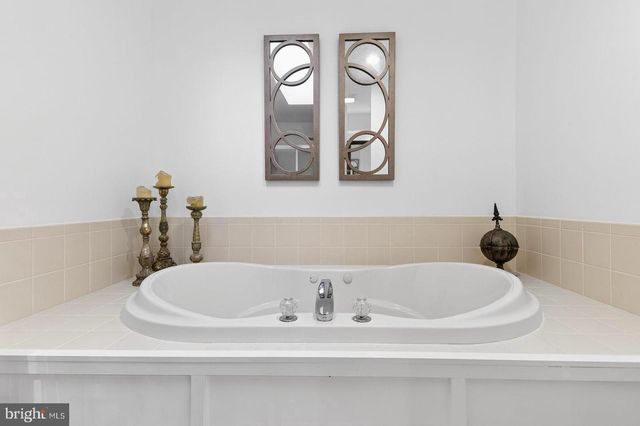 1098 STILLWOOD CIR, Lititz, PA 17543