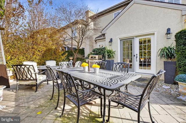 1098 STILLWOOD CIR, Lititz, PA 17543