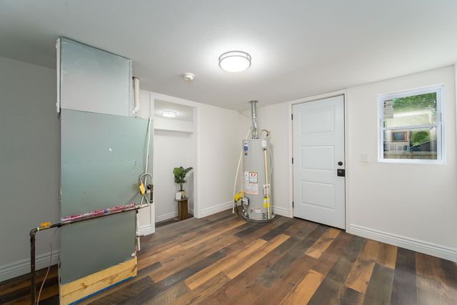 330 N Ash St, Wichita, KS 67214