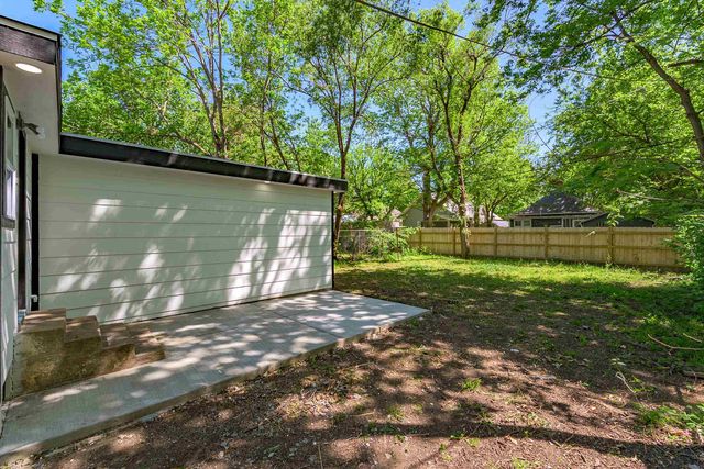 330 N Ash St, Wichita, KS 67214