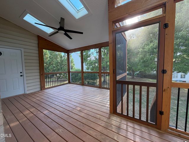 803 Knightsborough Way, Apex, NC 27502