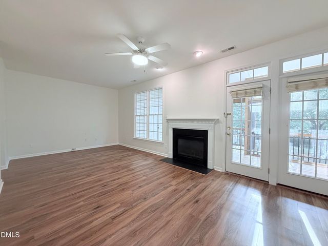 803 Knightsborough Way, Apex, NC 27502