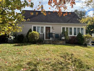 46 Heathcote Road, Yonkers, NY 10710