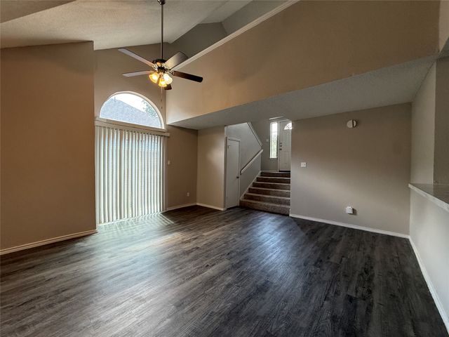 4307 Scarsdale Lane, Dallas, TX 75227