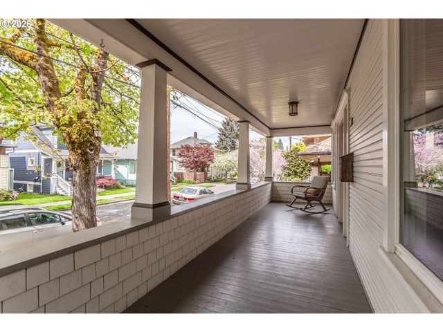 1230 Se 32ND Pl, Portland, OR 97214
