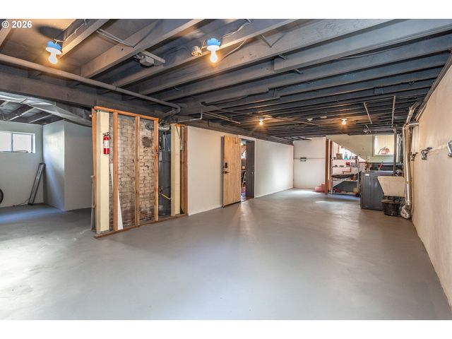 1230 Se 32ND Pl, Portland, OR 97214